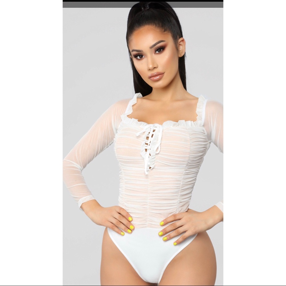 Women White Body Suit Fashion Nova Size M